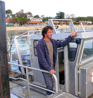 Oyster boat captain Jonathan.JPG